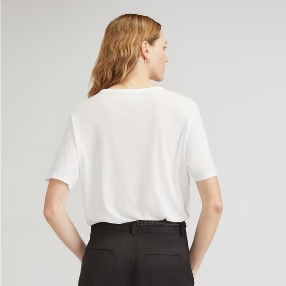Everlane The Air Oversized White Crew Tee - Picture 2 of 4